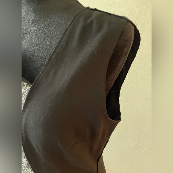 Elie Tahari Black/White Dress, size 10, back zipper, underlining, like new - Picture 5 of 8